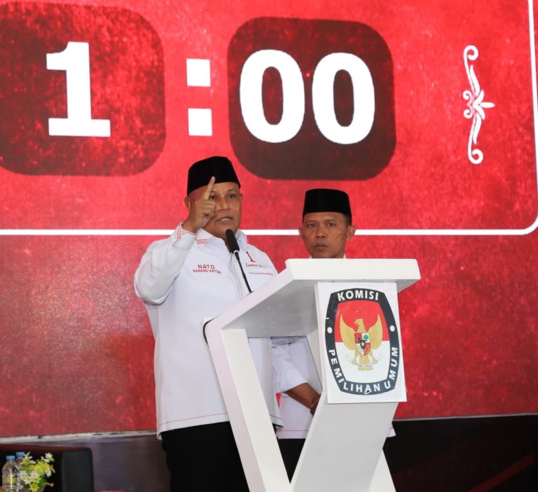 Debat Perdana Paslon Cabub Cawabub Lamsel Nanang-Antoni Unggul