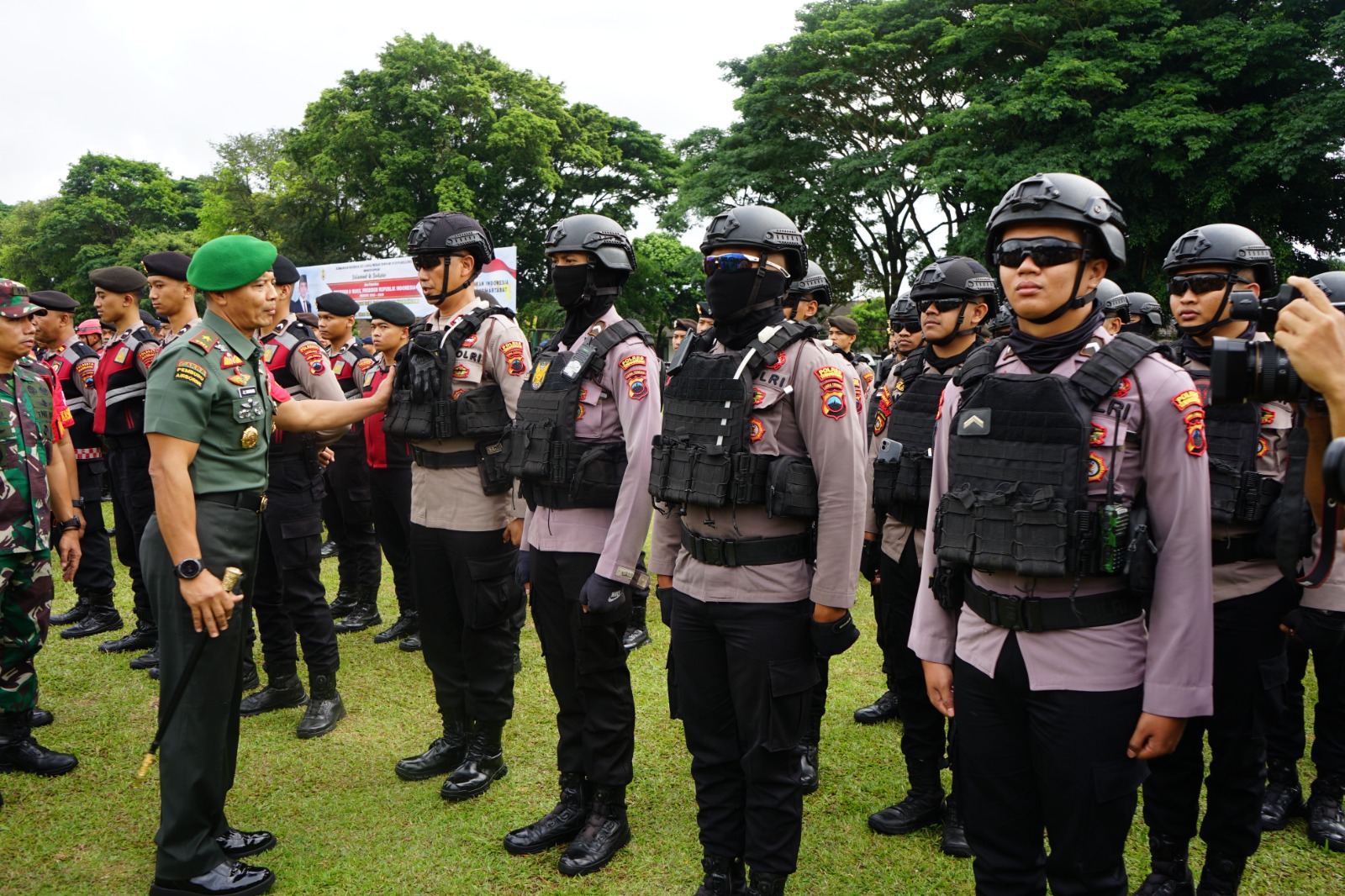 Pengamanan VVIP untuk Kunjungan Kerja Presiden RI di Akmil Magelang: Apel Gelar Pasukan Dilaksanakan di Lapangan RINDAM/IV Diponegoro