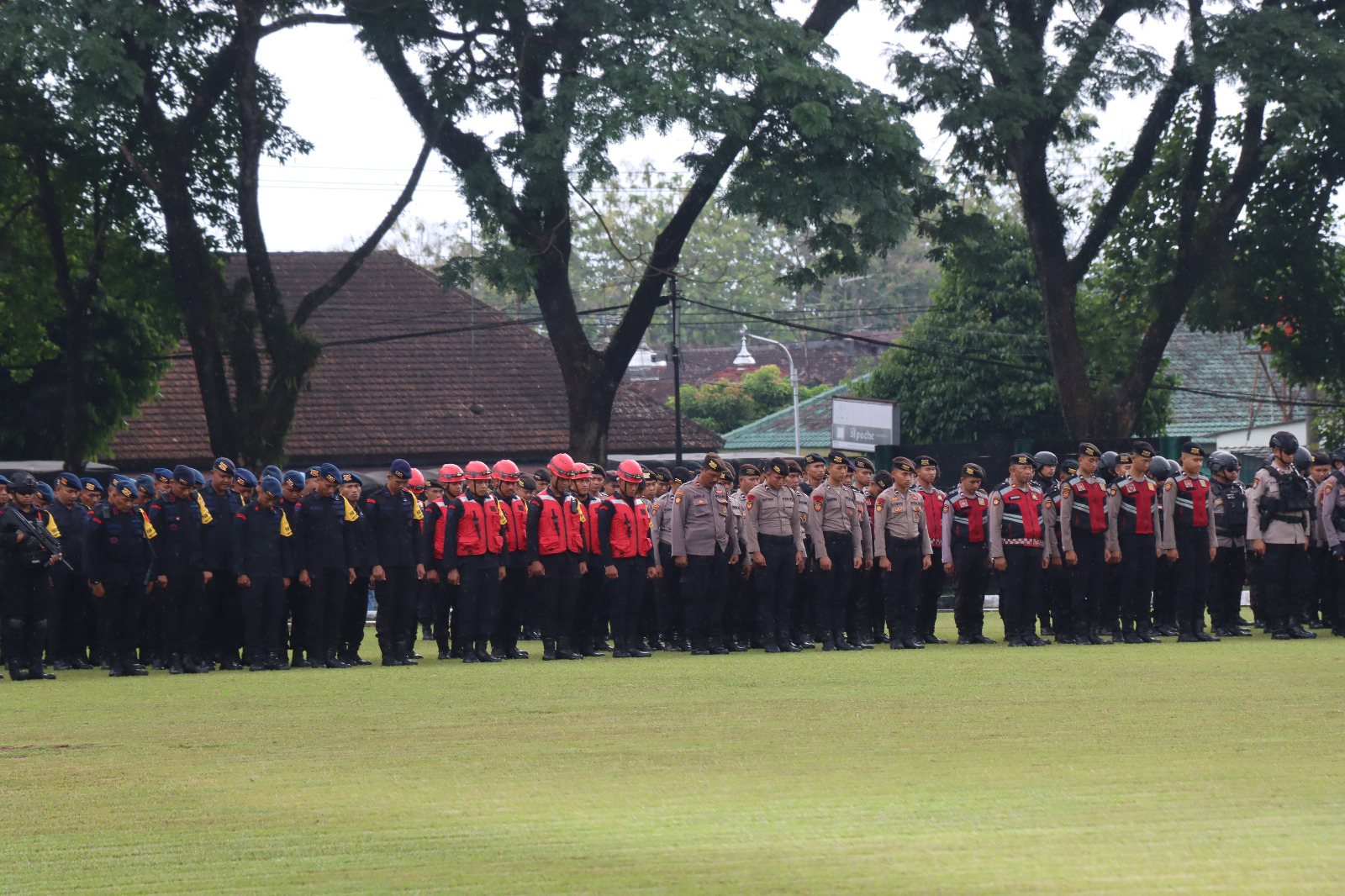 Pengamanan VVIP untuk Kunjungan Kerja Presiden RI di Akmil Magelang: Apel Gelar Pasukan Dilaksanakan di Lapangan RINDAM/IV Diponegoro
