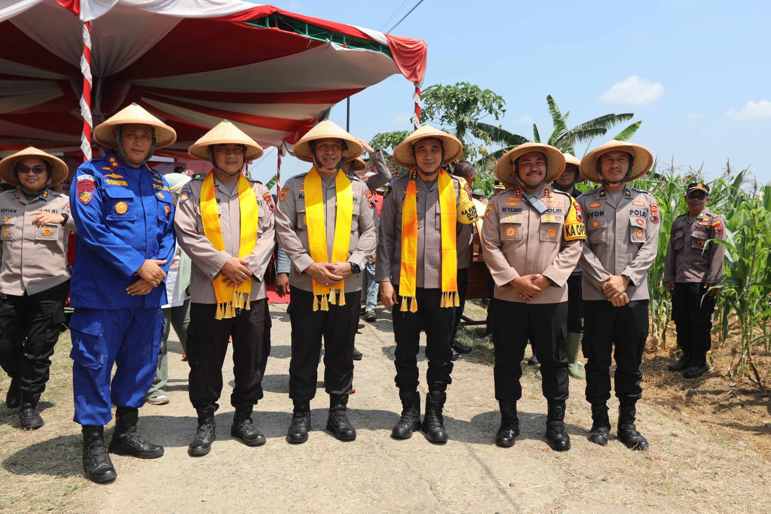 Implementasikan Asta Cita, Polda Jateng Targetkan Tanam 1,8 Juta Pohon di Jawa Tengah