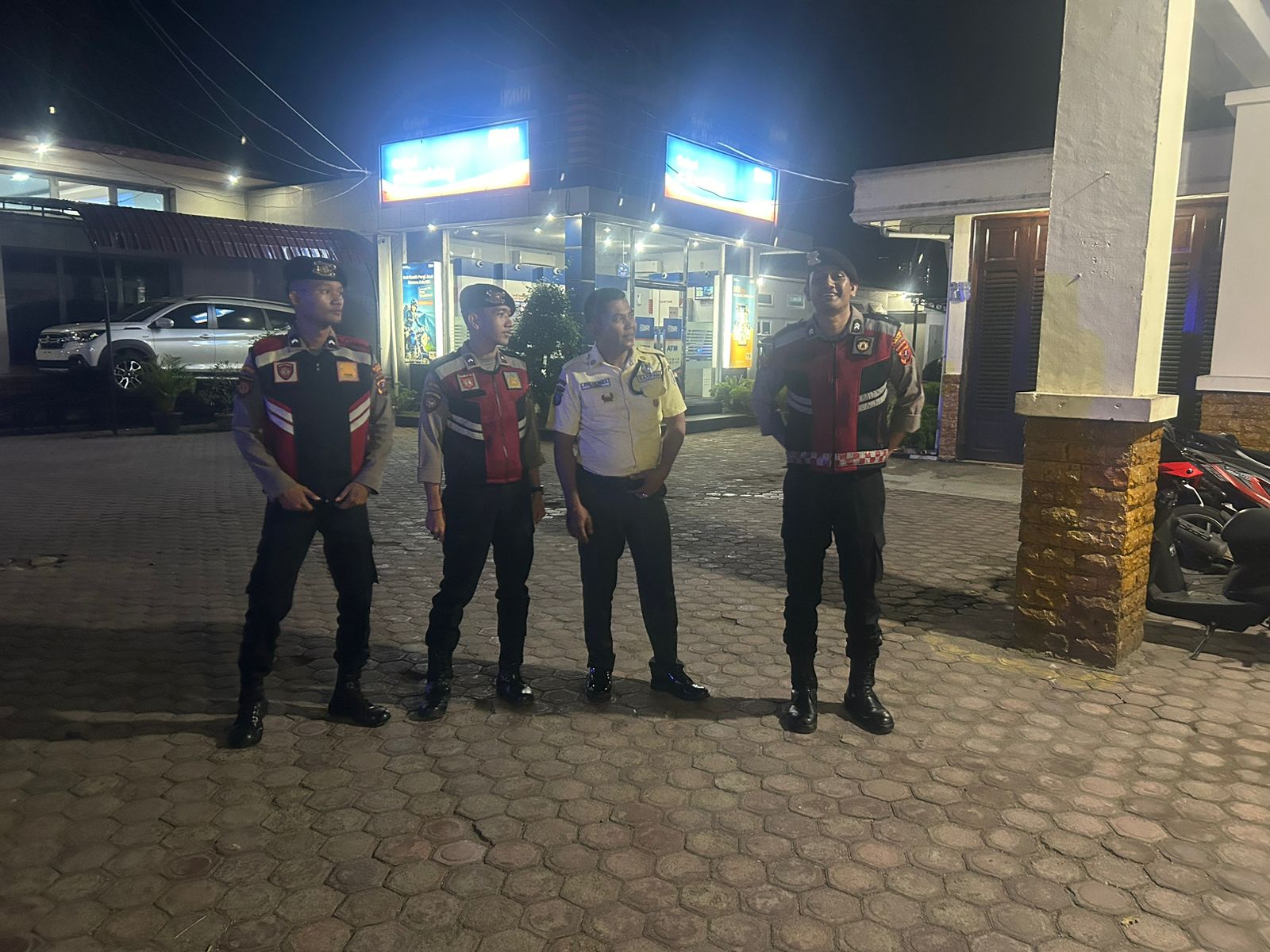 Wujudkan Kamtibmas Yang Kondusif, Satuan Samapta Polres Sibolga, Laksanakan Patroli Dialogis