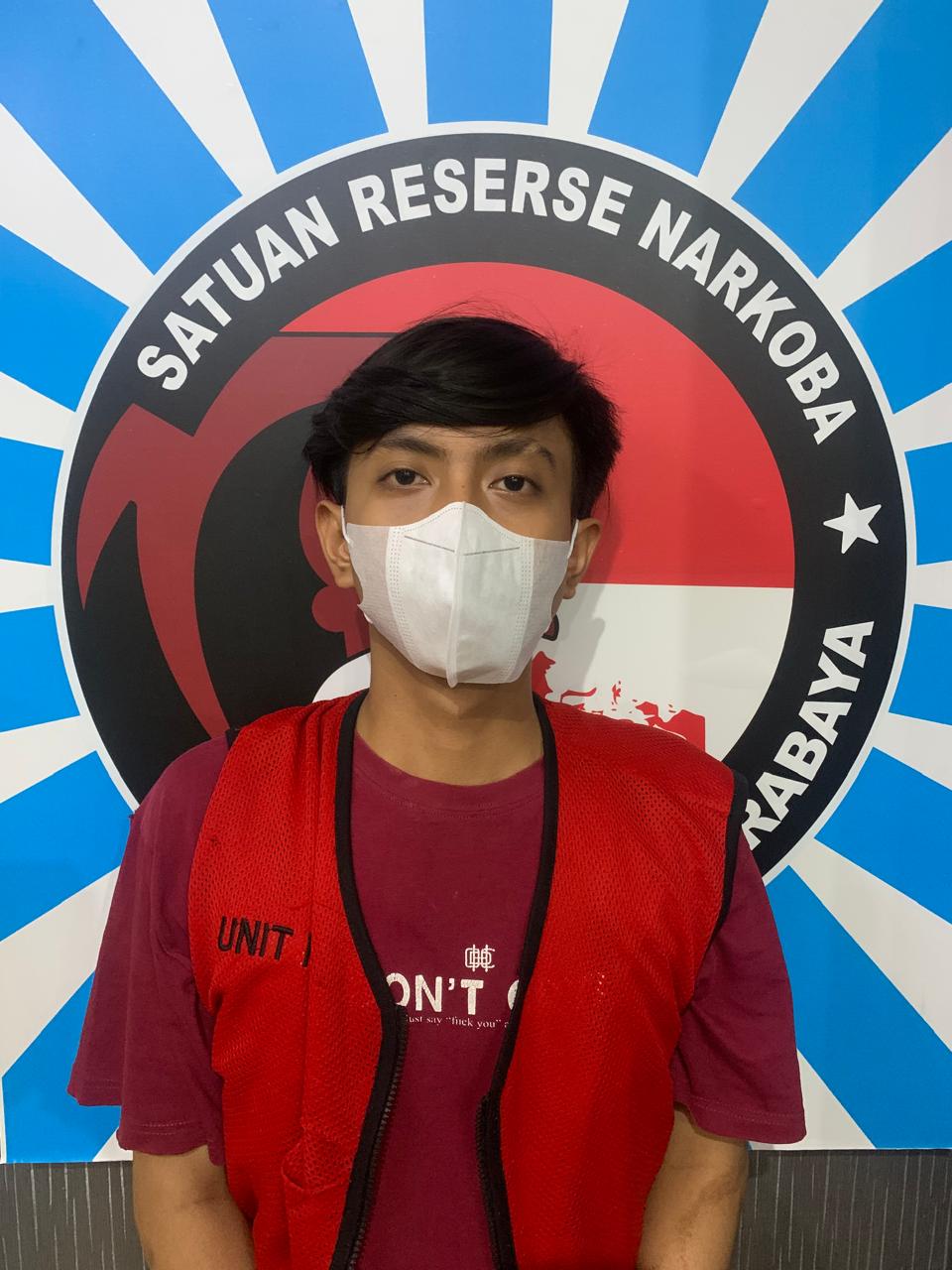 Satresnarkoba Polrestabes Surabaya Tangkap Pelaku Narkotika Jenis Ganja dengan Berat Netto 30,056 Gram