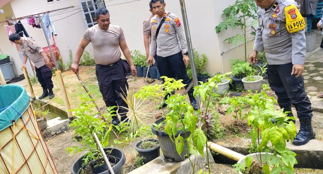 Program 100 Hari Pemerintah, Polres Sibolga Manfaatkan Lahan Tidur