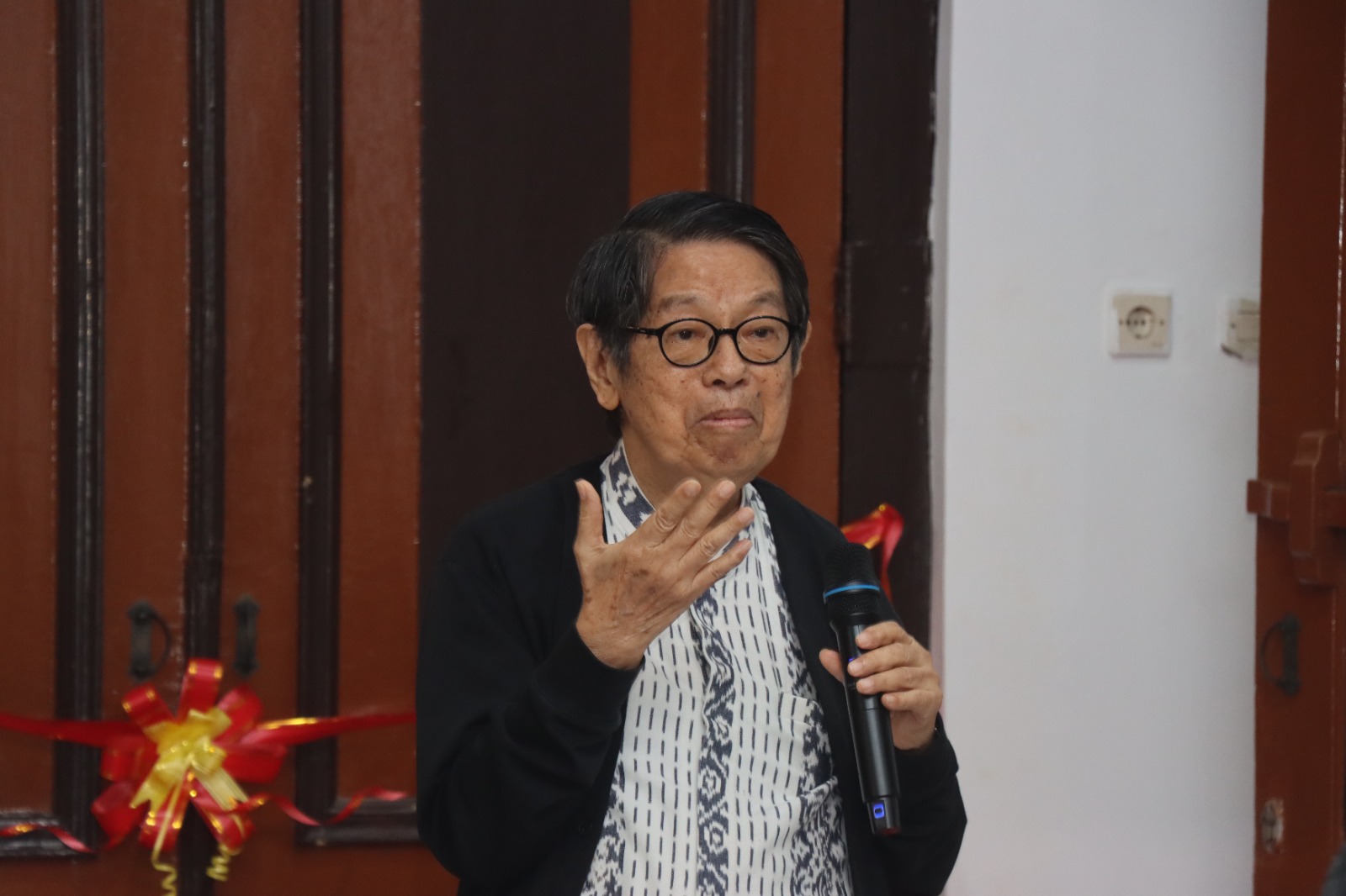 Pameran Tunggal Lukisan M. Aidi Yupri Resmi Dibuka di Museum Mosvia Polres Magelang Kota