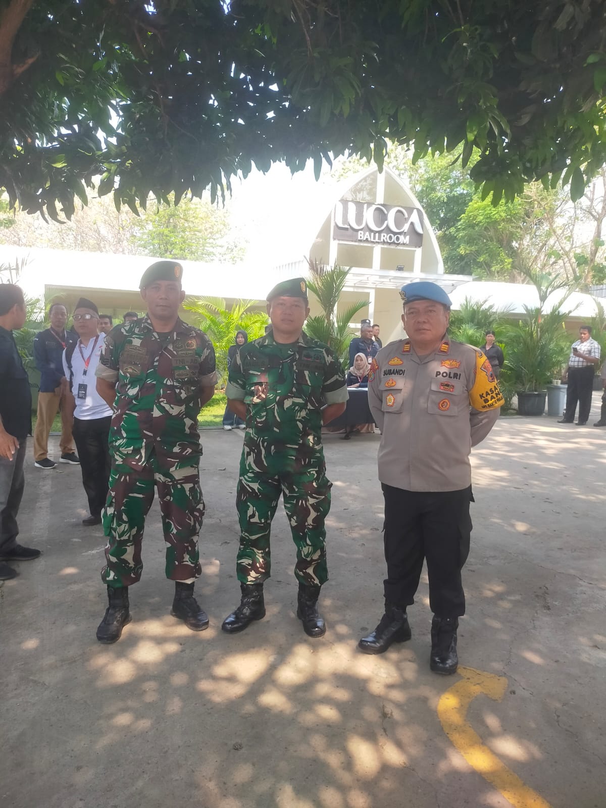 Personel Kodim 0719/Jepara Turut Amankan Debat Calon Bupati Jepara 2024-2029
