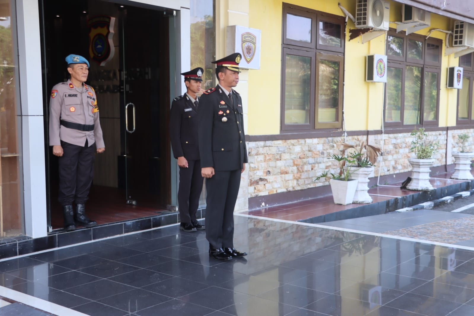 Peringati Hari Pahlawan, Polres Bangka Tengah Gelar Upacara