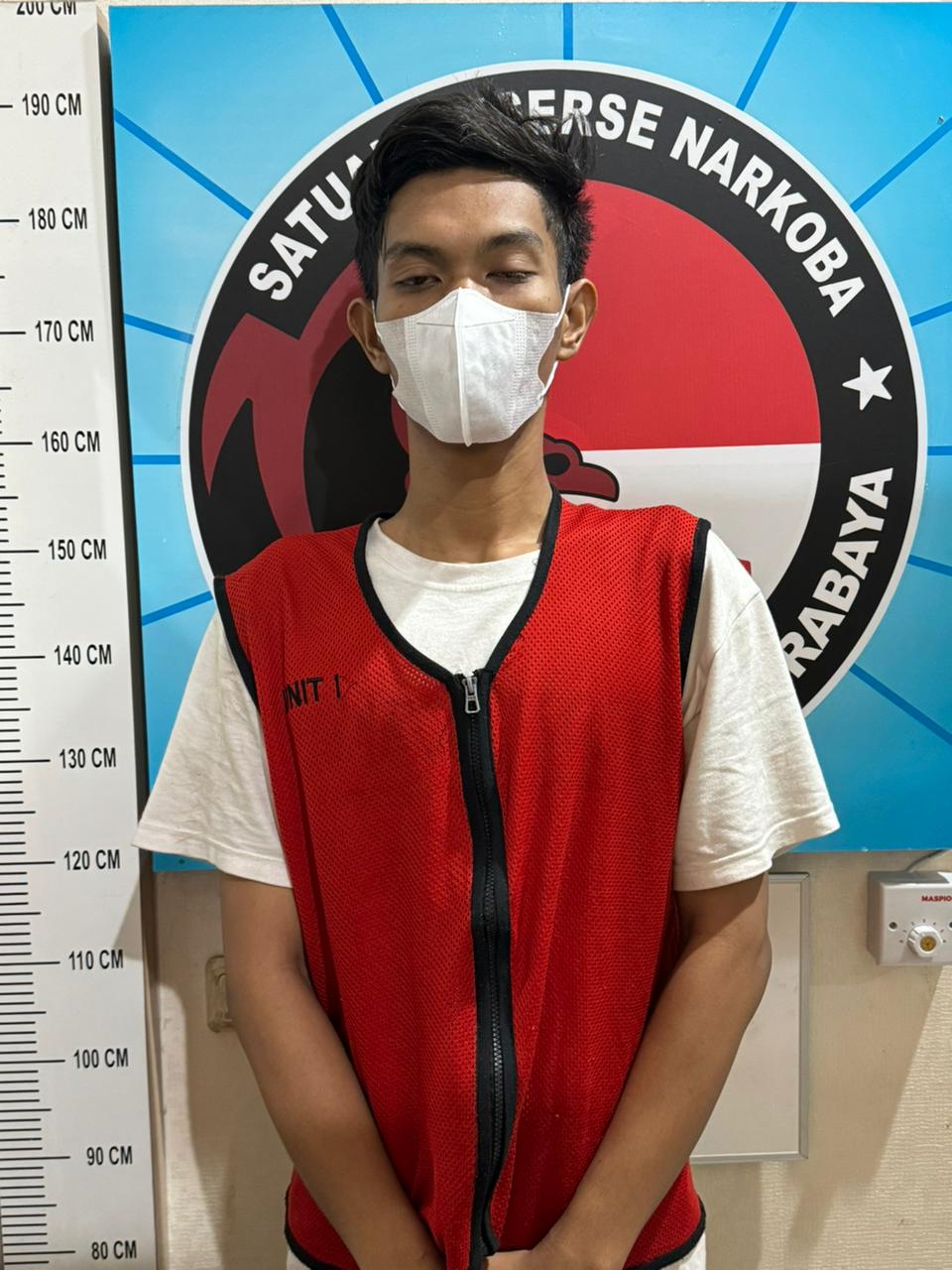 Satresnarkoba Polrestabes Surabaya Tangkap Pengedar Sabu dengan Barang Bukti 10,902 Gram
