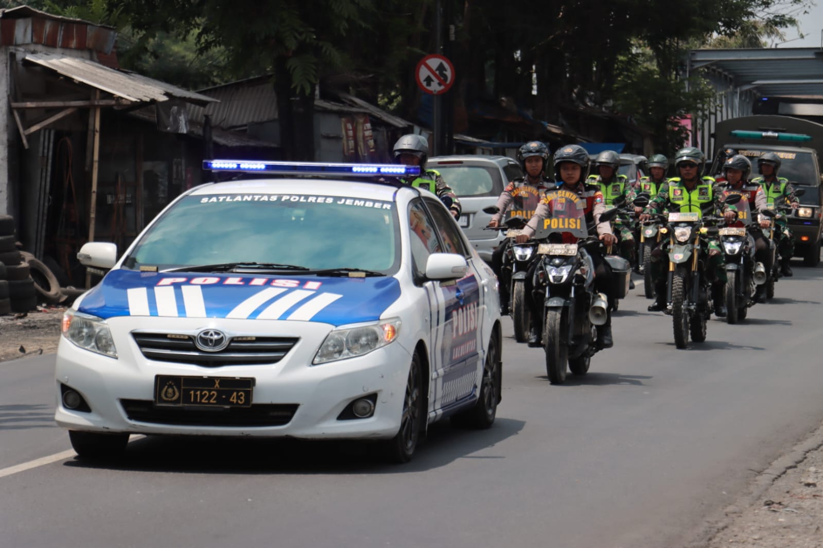Ketua DPRD dan KPU  Apresiasi Polres Jember Sukses Pengamanan Kampanye Akbar Paslon Gubernur Jatim