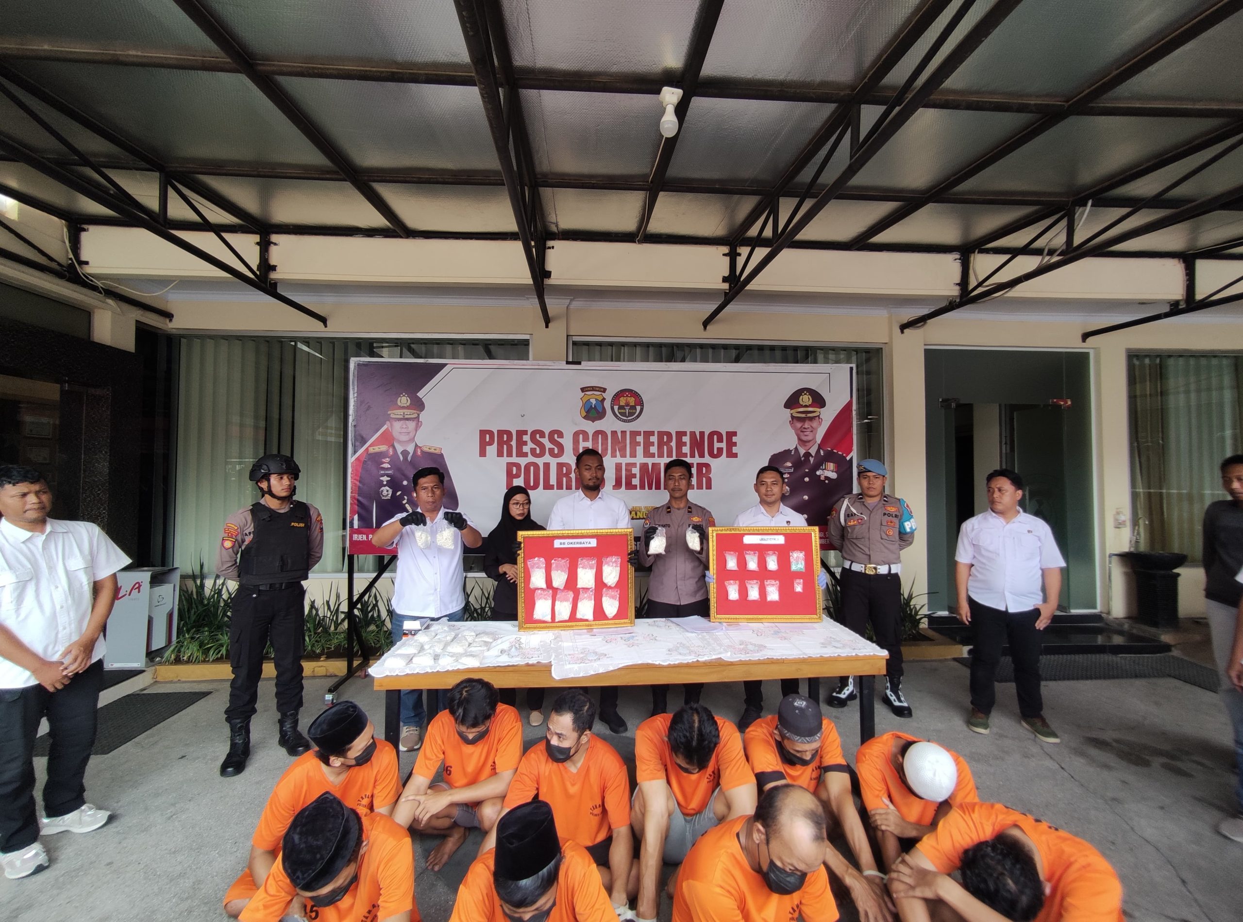 Polres Jember Berhasil Ungkap 9 Kasus Narkoba, 12 Tersangka dan Ratusan Gram Sabu Diamankan