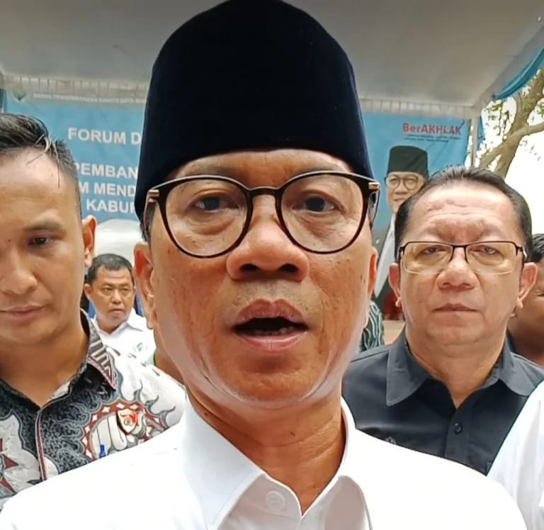 Kerap Bertindak Kontroversial, Elemen Masyarakat Minta Presiden Prabowo Evaluasi-Copot Mendes Yandri Susanto !