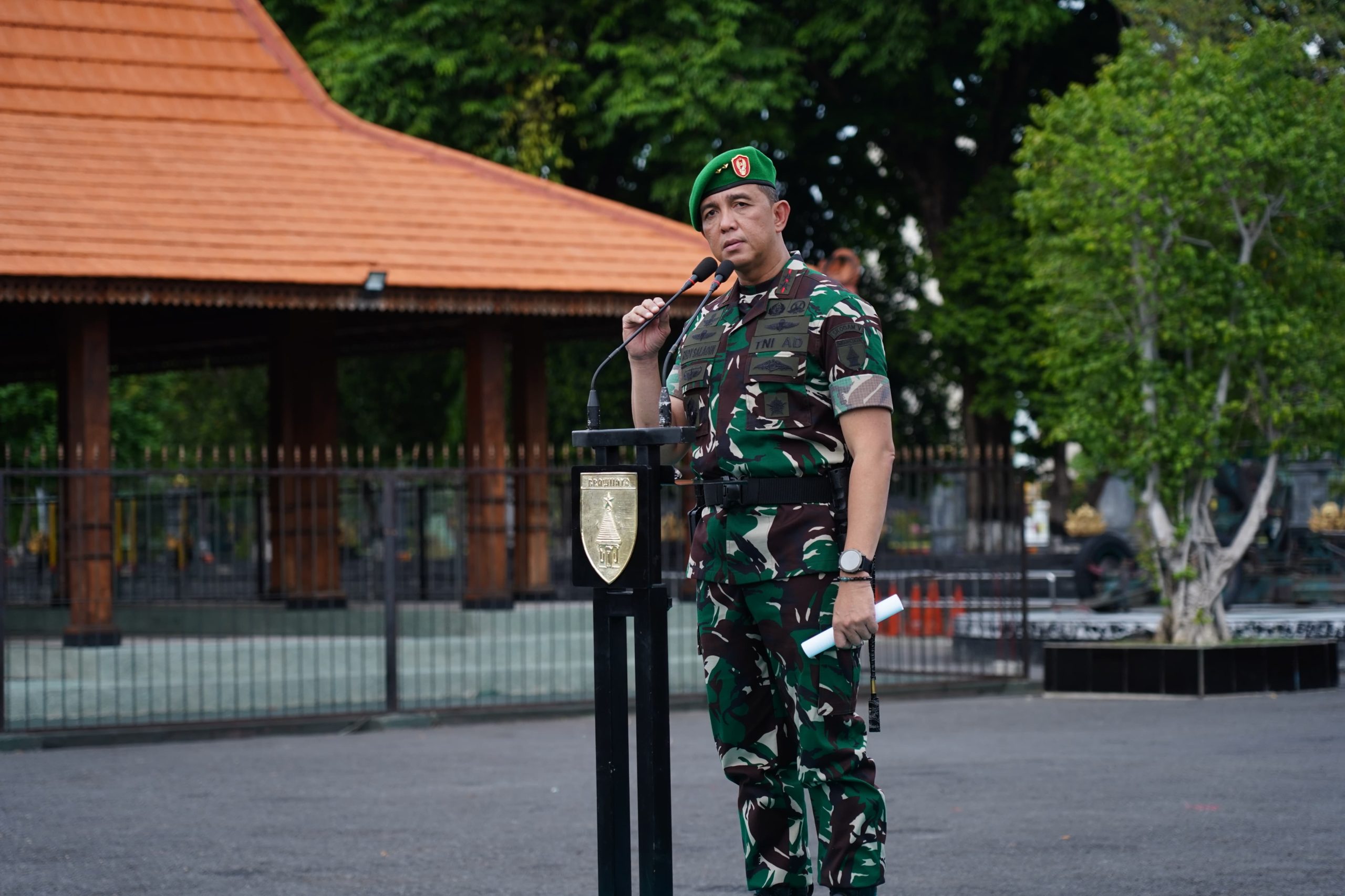 Pangdam V/Brawijaya Pimpin Upacara Bendera, Serukan Netralitas TNI AD
