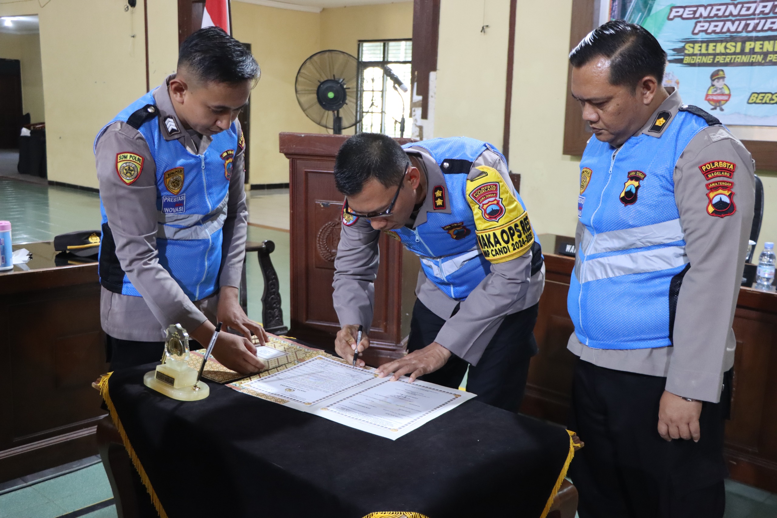 Polresta Magelang Gelar Penandatanganan Pakta Integritas Penerimaan Bakomsus Polri Secara Virtual