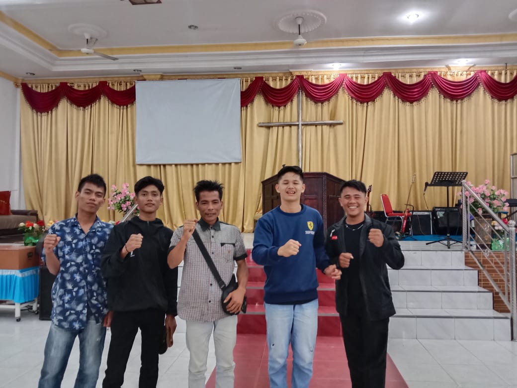 Kebersamaan Pemudah Gereja Kemenangan Iman Imanuel Sibolga Indonesia