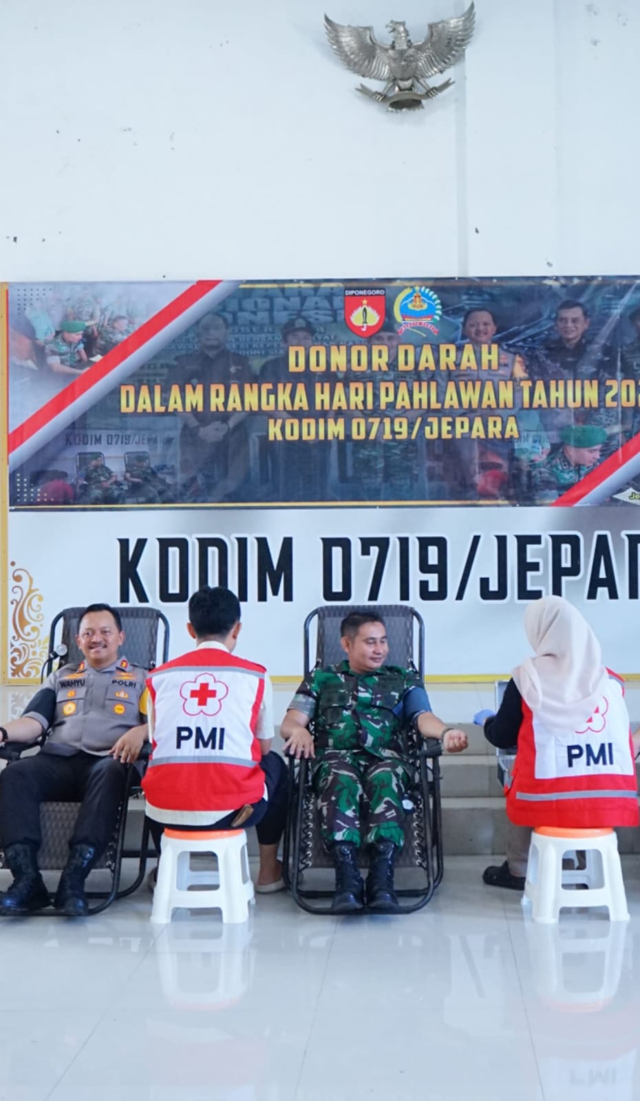 Pelaksanaan Donor Darah Massal Sebagai Kegiatan Penutup Rangkaian Hari Pahlawan 2024 di Kodim 0719/Jepara