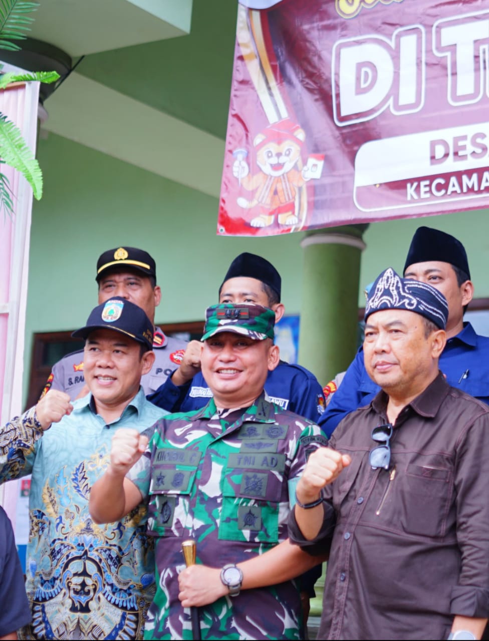 Pilkada Jepara 2024: Dandim 0719/Jepara dan Forkopimda Pantau Langsung Pelaksanaan Pencoblosan