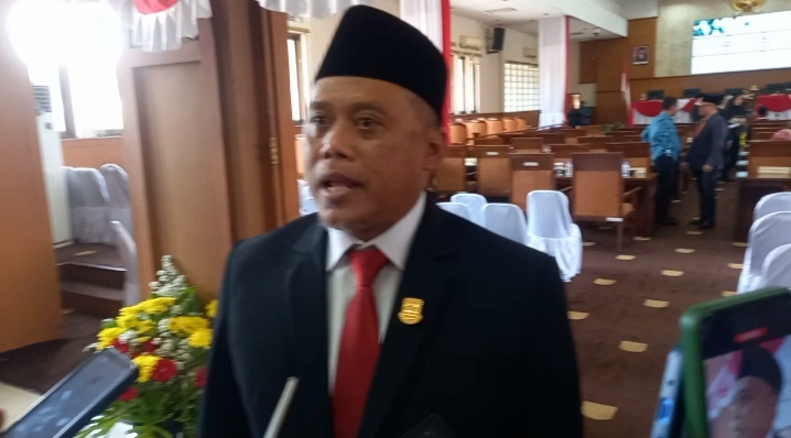 Ketua DPRD Kota Cimahi Peringati Hari Pahlawan 10 November di Lapang Apel Pemkot Cimahi   