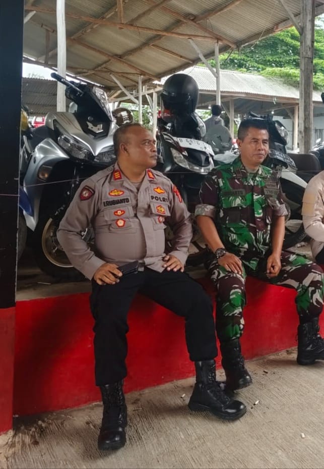 Koramil 1511 dan Polsek Jalaksana Amankan Obyek Wisata dan Pusat Keramaian Selama Libur Nataru