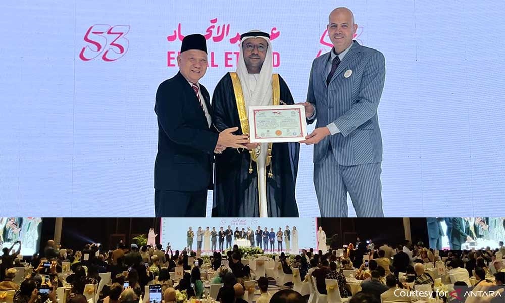 Pemberian Penghargaan International Certificate Hiasi Perayaan Hari Nasional Uni Emirat Arab di Jakarta*