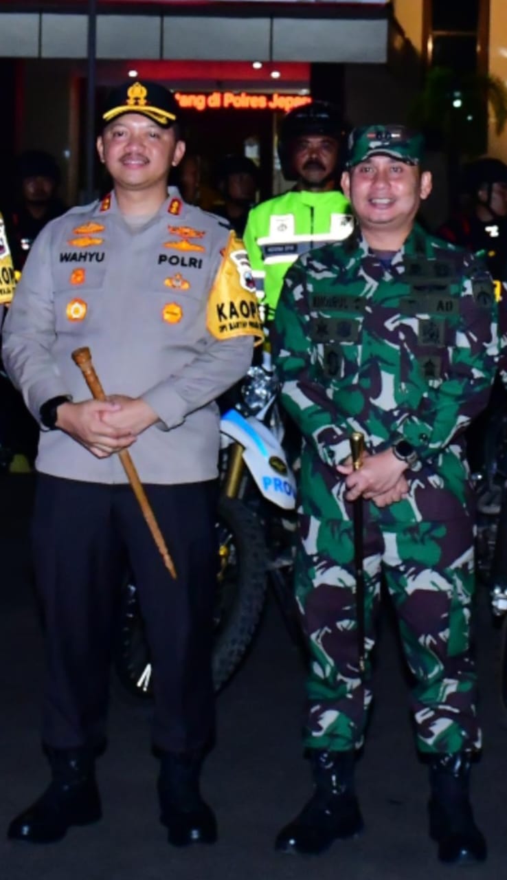 Kodim 0719/Jepara Bersama Polres Jepara Gelar Patroli Keamanan Jelang Perayaan Natal