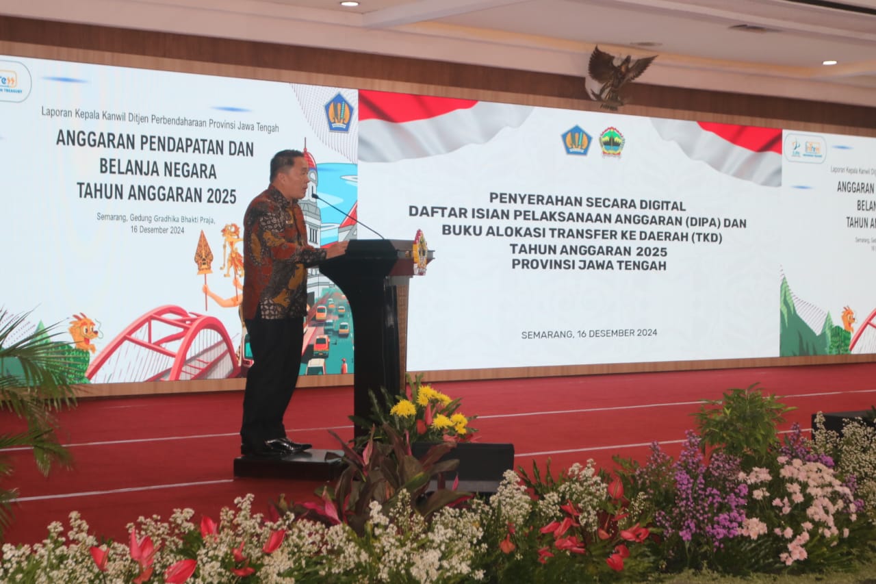 Pj. Wali Kota Tegal Hadiri Penyerahan Digital DIPA dan TKD Tahun Anggaran 2025