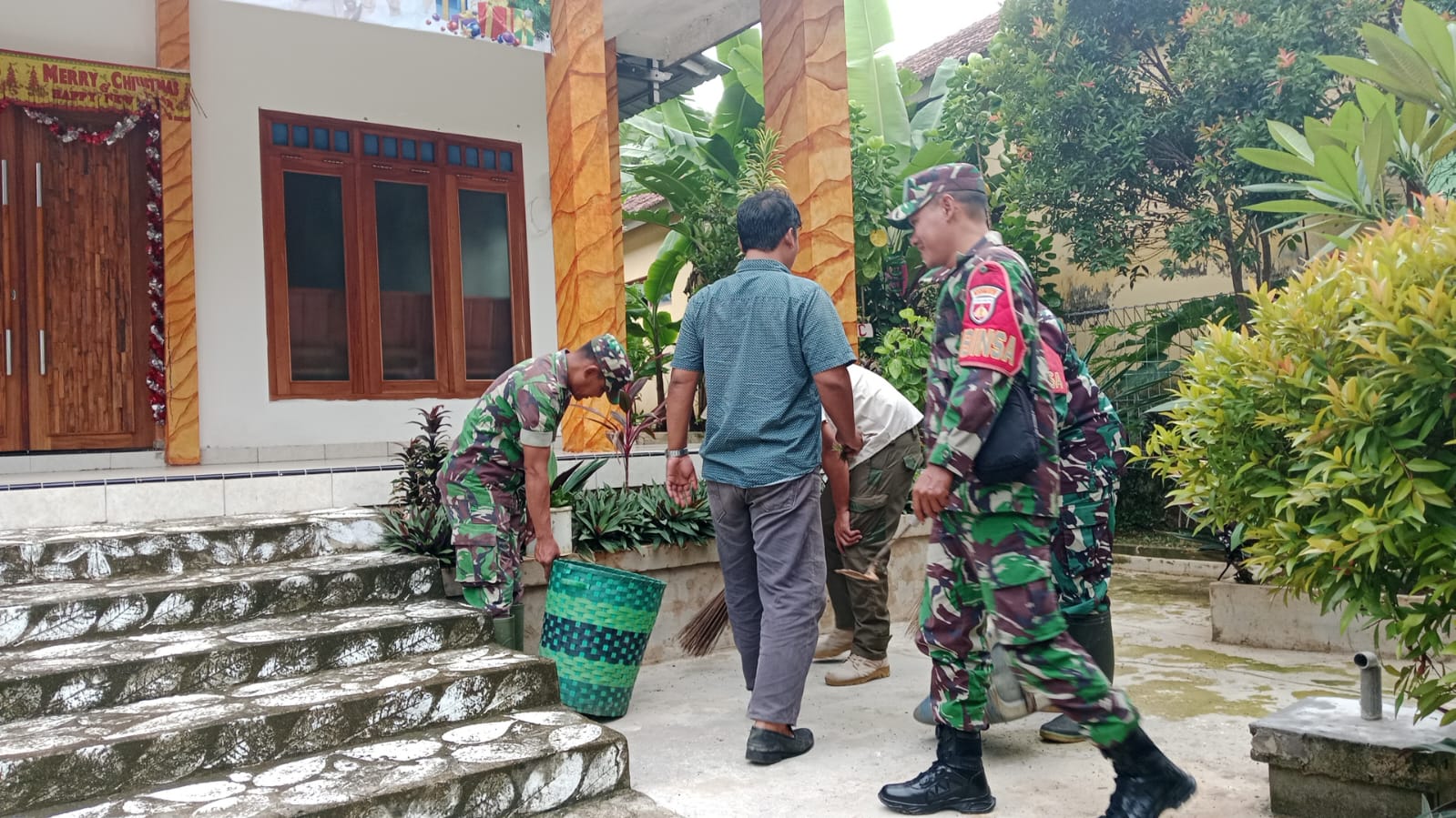 Kodim 0719/Jepara Jadi Motor Gerakan Pembersihan Tempat Ibadah Jelang Natal dan Tahun Baru
