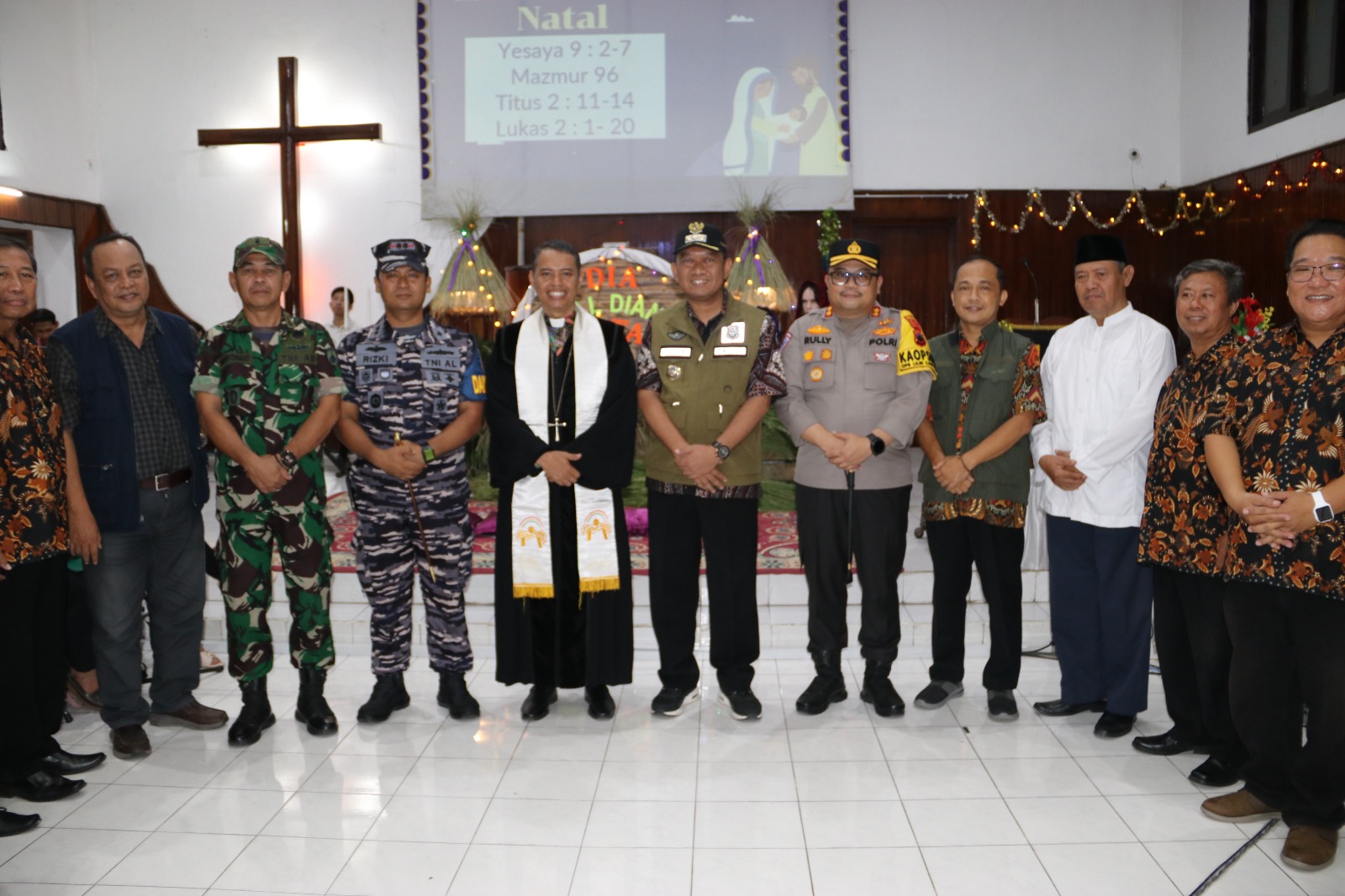 Monitoring Malam Natal, Pj. Walkot dan Forkopimda Pastikan Perayaan Natal Lancar dan Kondusif