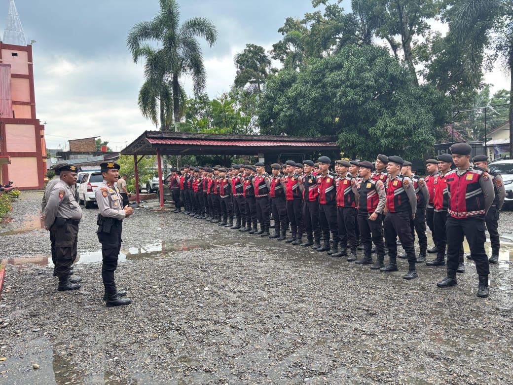 Kapolres Langkat Pimpin Langsung Pelarangan Kegiatan Gestrek Motor Cross Tanpa Izin di Desa Beruam 