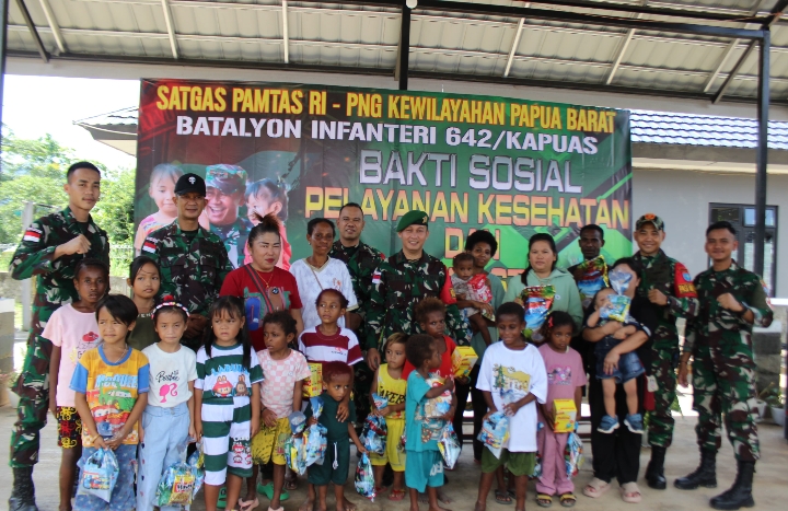 Pos Kout Tahota Bagi Makanan Bergizi Guna Menunjang Perbaikan Gizi Pada Anak Diwilayah Satgas Yonif 642/Kps