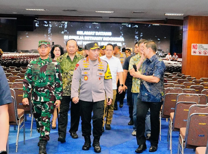 Kapolri Pastikan Pengamanan Gereja di Surabaya