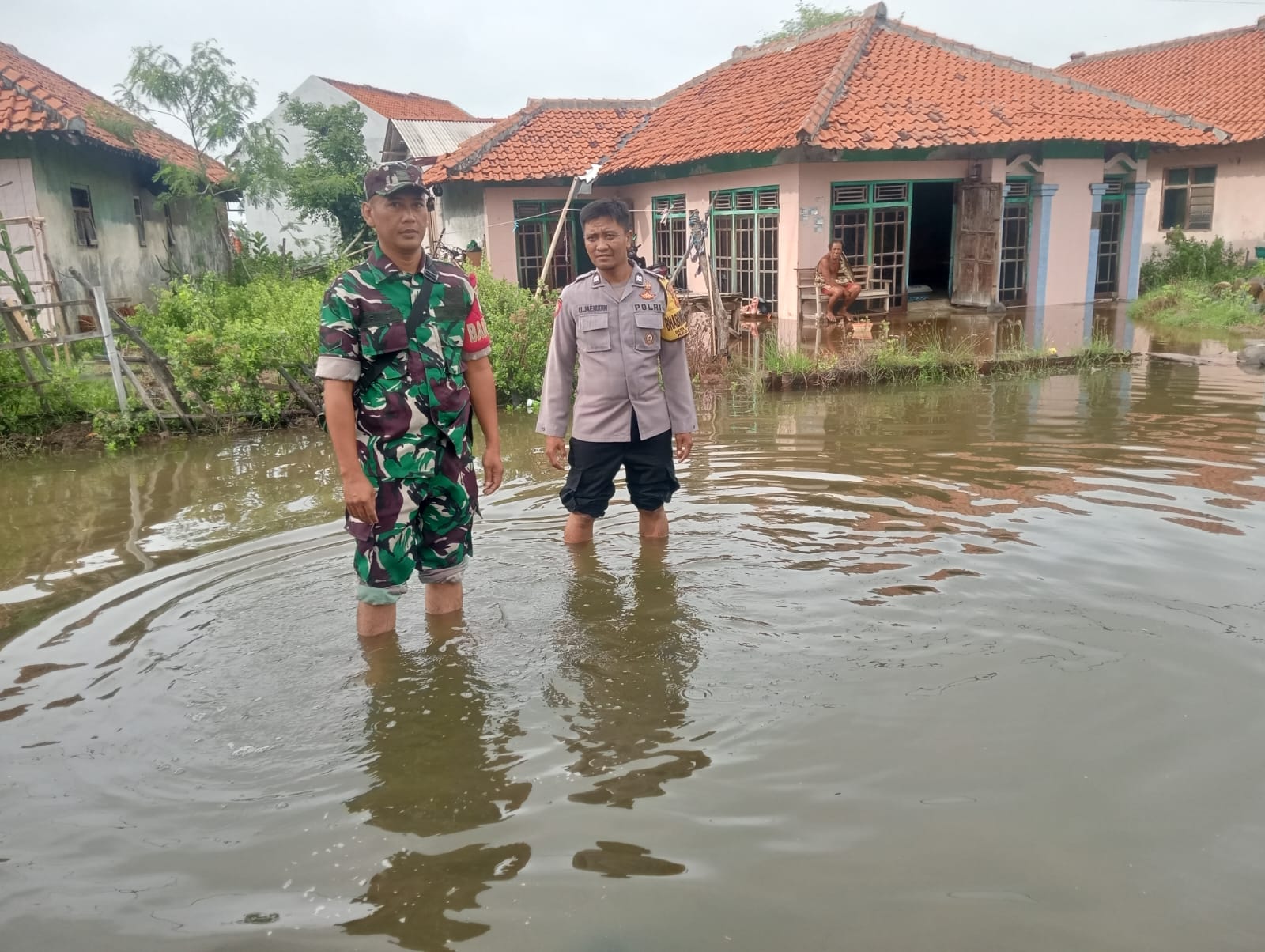 Monitoring Air Laut Pasang / Rob di Dusun 2 Blok Karang Mulya, Desa Tawangsari Kecamatan Losari