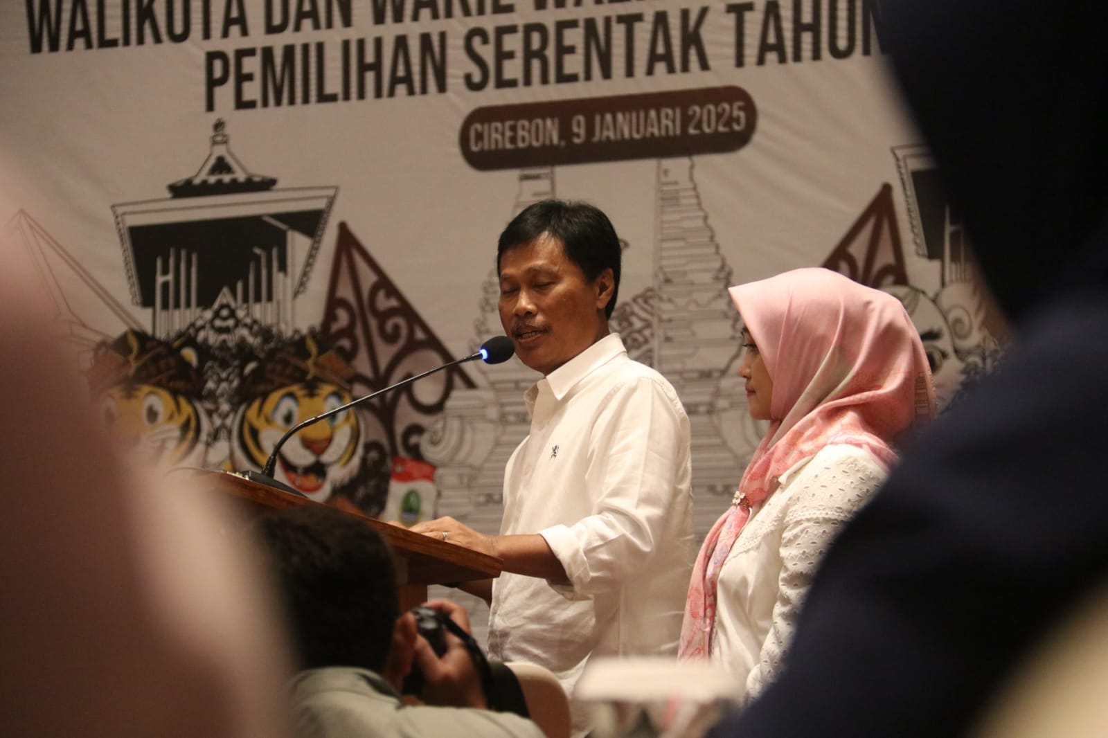 Pasangan Effendi Edo dan Siti Farida Resmi Ditetapkan sebagai Pemimpin Baru Kota Cirebon 2024-2029