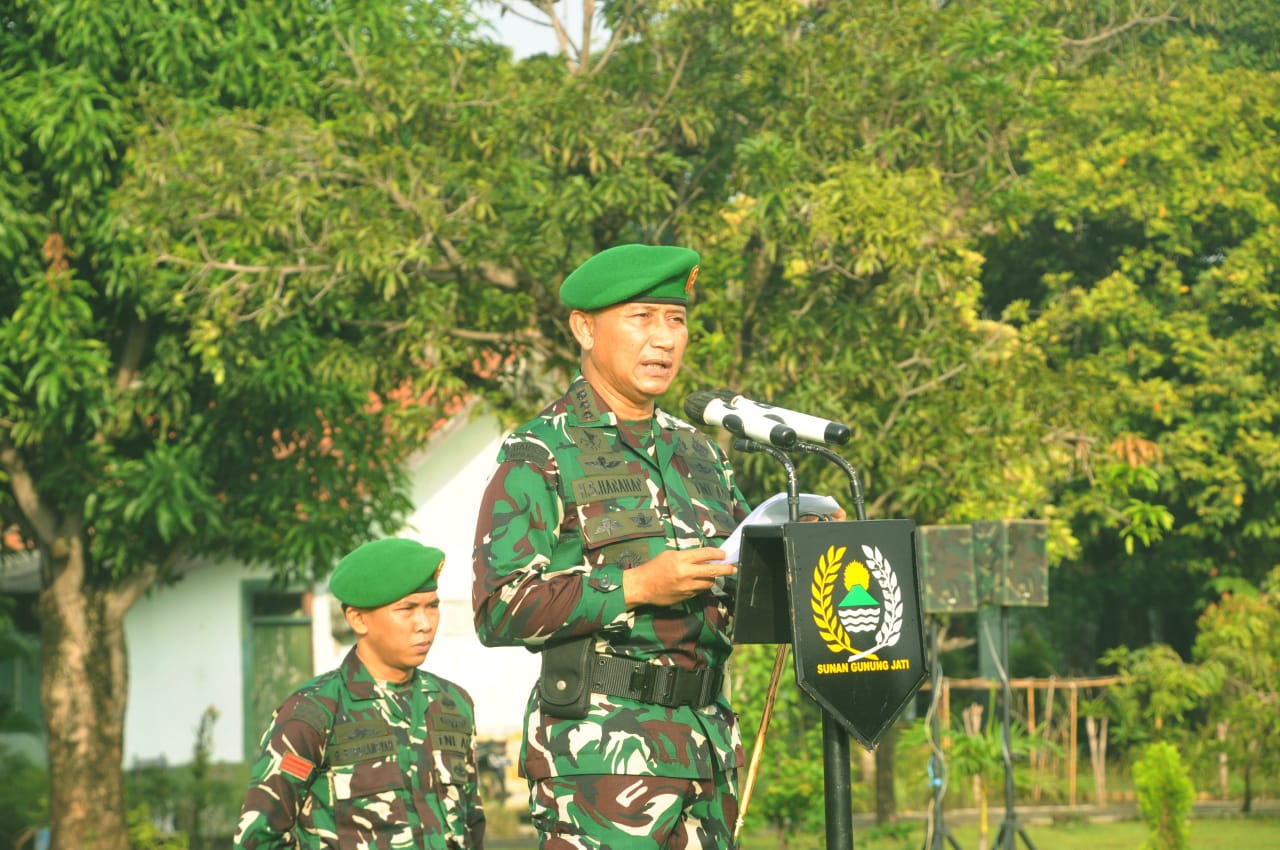Danrem 063 / SGJ Kolonel Inf Hista Soleh Harahap, S,I,P,. M,I.P. Pimpin Upacara Bendera Tanggal 17 Januari 2025