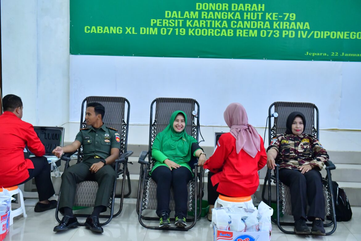 Peringati HUT ke-79 Persit Kartika Chandra Kirana, Kodim 0719 / Jepara Gelar Aksi Donor Darah
