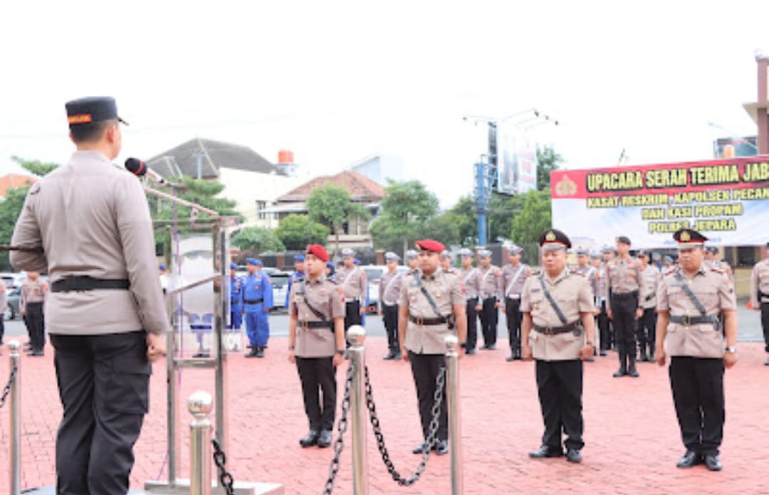 Sertijab Kasat Hingga Kapolsek, ini Pesan Kapolres Jepara