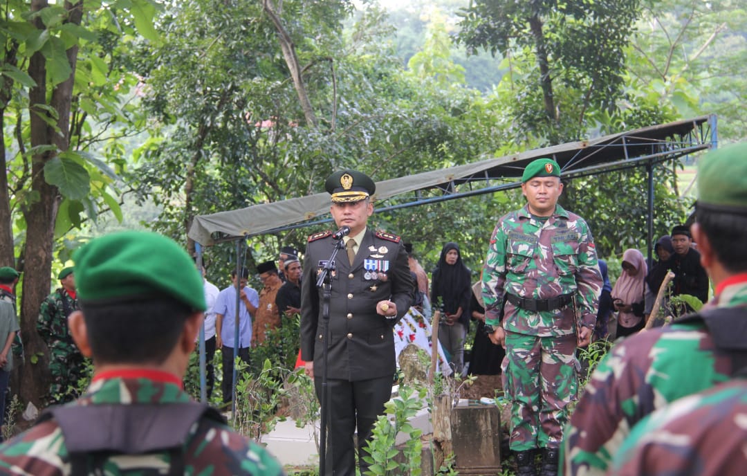 Dandim 0719/Jepara Pimpin Upacara Pemakaman Militer Mayor Inf ( Purn ) Ramelan