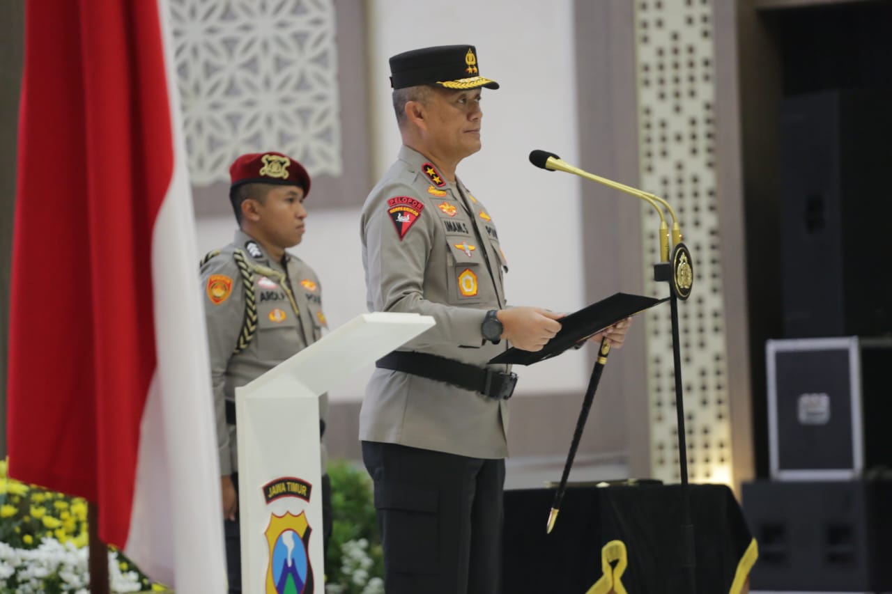 Kapolda Jatim Pimpin Sertijab  Pejabat Utama dan Kapolres