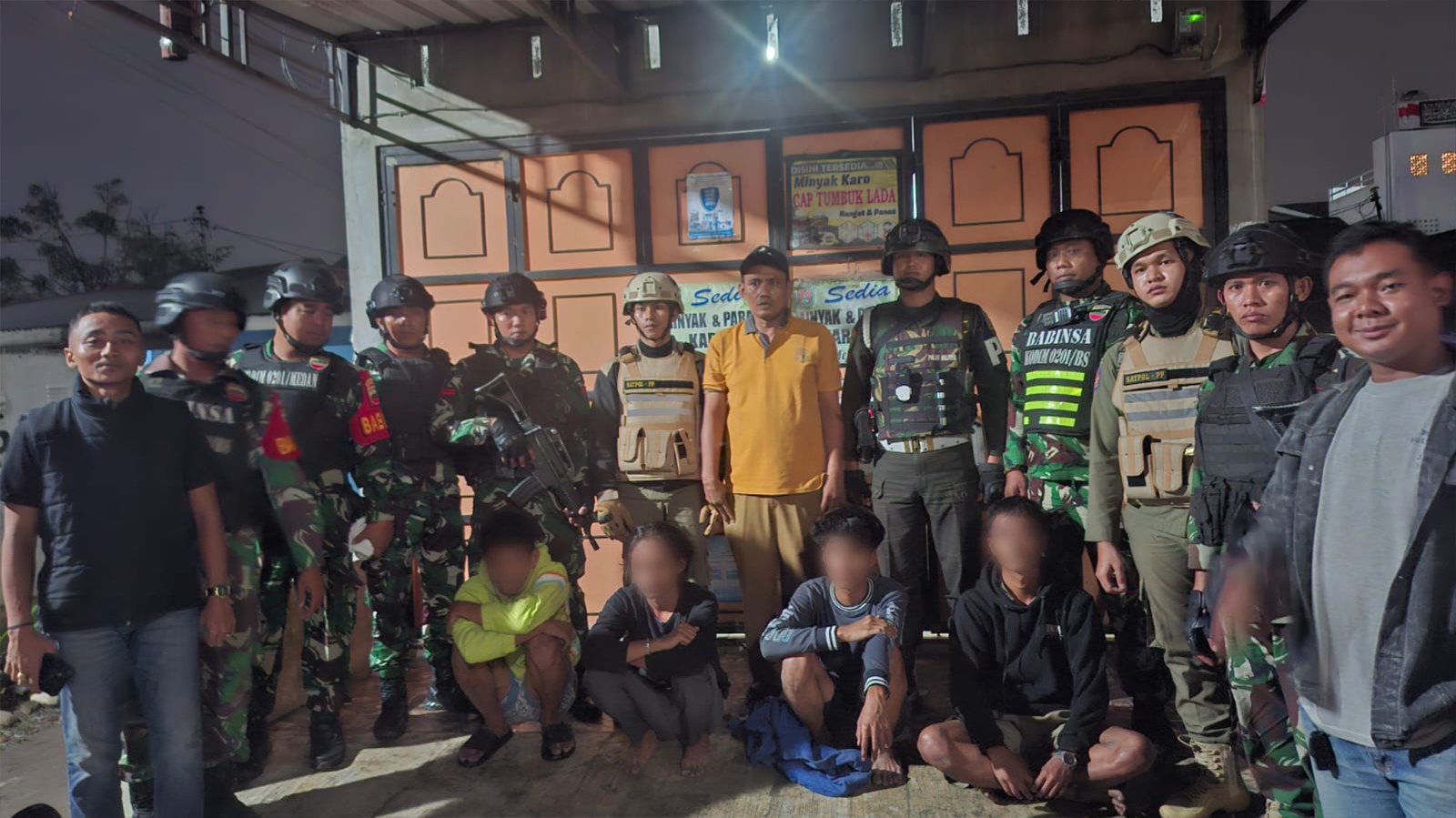 Patroli Gabungan Kodam I/BB Amankan Empat Remaja Bersenjata Tajam di Medan Marelan