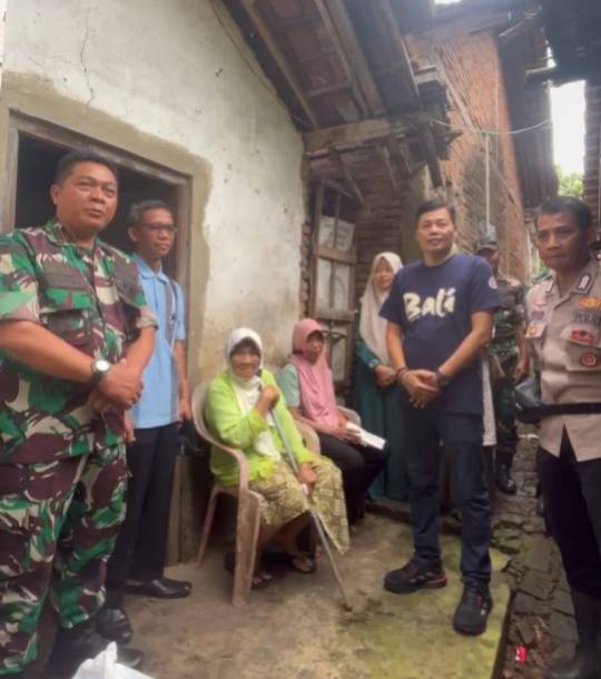 Kodim 0719/Jepara lanjutkan konsistensi program baru “Dompet Peduli” aksi ke-7 berikan bantuan di Nalumsari