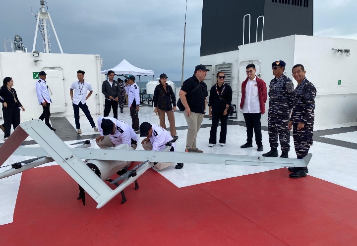 Sukses Uji Terbang di Perairan Jakarta, Drone Aruna 45 Berbahan Composite Daur Ulang Karya Anak Bangsa akan Menjajal Wilayah Natuna