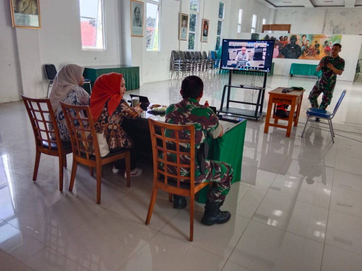 Pasiter Kodim 0719 / Jepara Kapten Inf Ngadino dan Ka Bulog Rengging Ikuti Vicon Sergab Bulog Bersama Dirjen Bulog