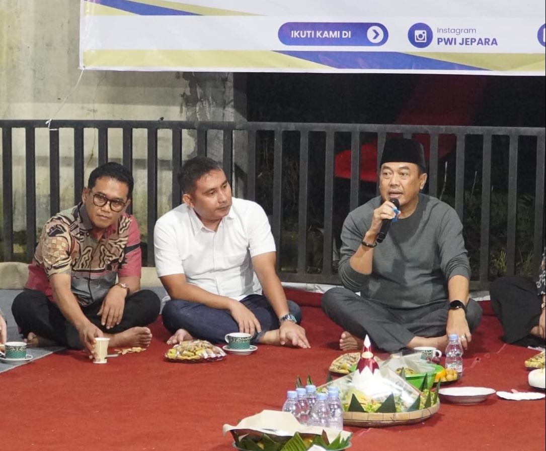 Dandim 0719 / Jepara Hadiri Syukuran HUT PWI Ke-79, Serta Diskusi Bertajuk “Menuju Transisi Kepemimpinan Jepara yang Lebih Baik”