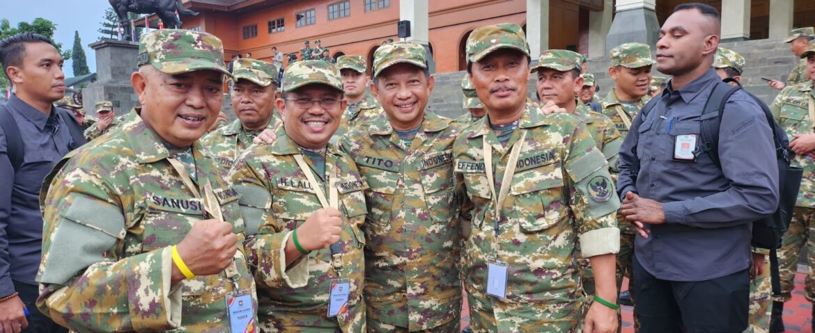 Wali Kota Cirebon Ikuti Retret Pembekalan Kepala Daerah di Magelang