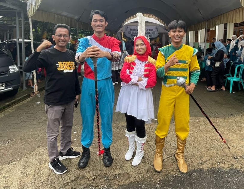 Marching Band Kartika Bahana Bhakti Praja Semarakkan Acara Akhirusanah TPQ Al-Rosyid di Mlonggo, Jepara