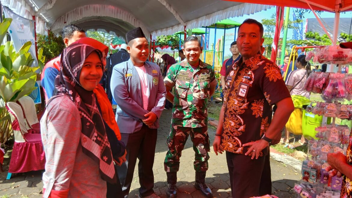 Danramil 11 Tahunan Kodim 0719 / Jepara, Lettu Inf. Edy Sulistiyono Hadiri Expo KKN Universitas PGRI Semarang di Pondok Wisata Desa Tegalsambi