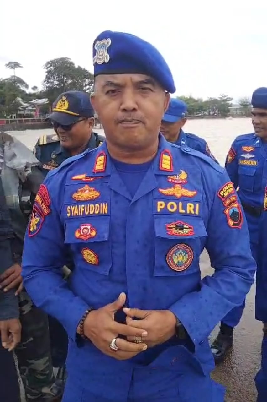 Satpol Airud Polres Jepara Rutin Monitoring Cuaca Demi Keamanan Laut