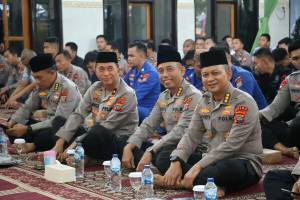 Personel Polda Sulut Peringati Isra Mi’raj Nabi Muhammad SAW 1446 H