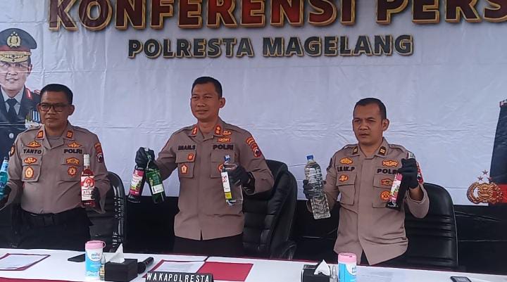 Polresta Magelang, Berhasil Amankan Ribuan Jenis Botol Miras di Dua Lokasi