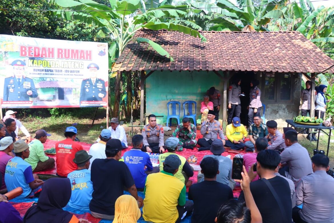 Giliran Tempat Tinggal Milik Mbah Tabir-Mbah Wayem di Bojong Pekalongan yang Terkena Program Bedah Rumah Polda Jateng