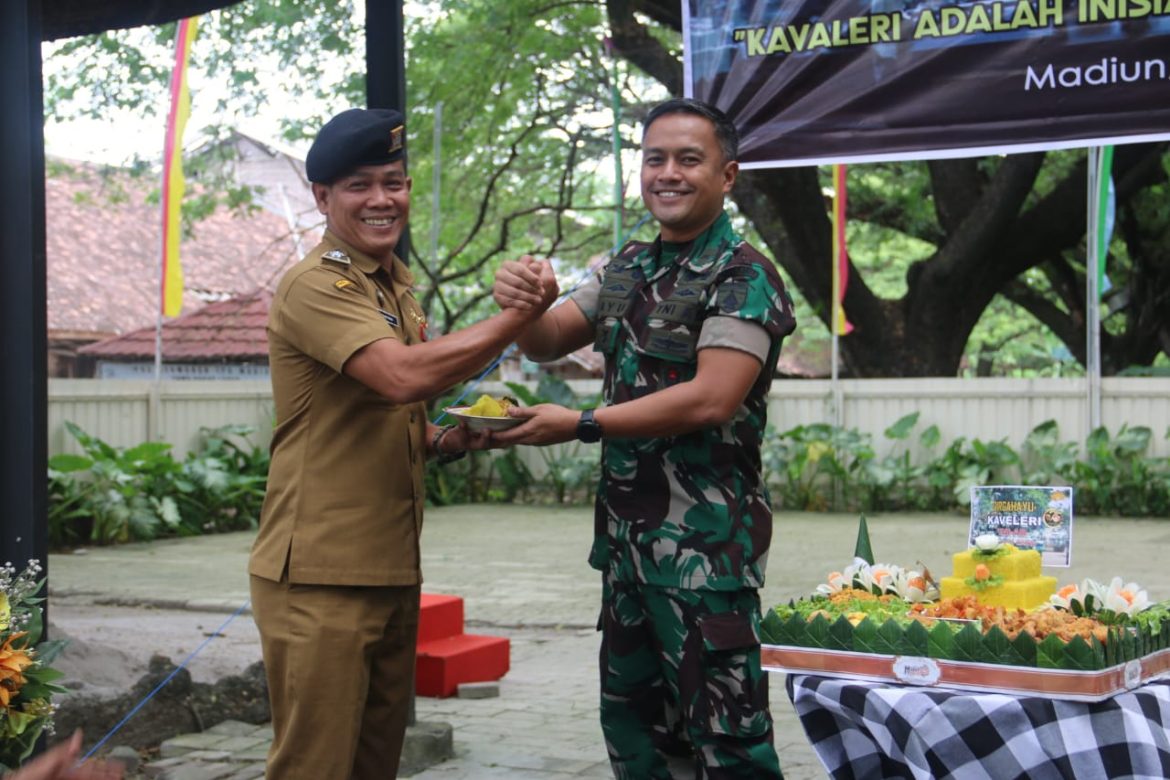 Inisiatif dan Loyalitas Tegak Lurus Menggema di Syukuran HUT ke-75 Kavaleri di Madiun