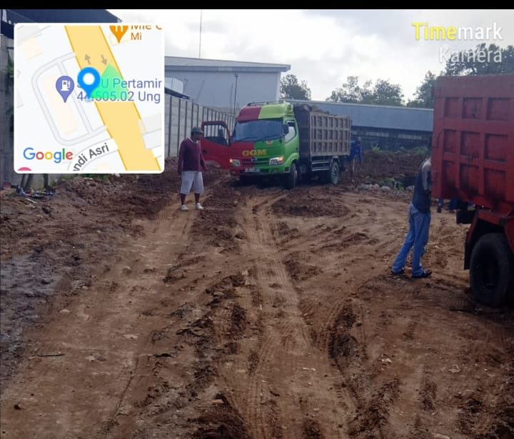 Proyek Penataan Lahan di Depan SPBU Undaris Ungaran Diduga Tanpa Izin, Sebabkan Kekacauan Lalu Lintas
